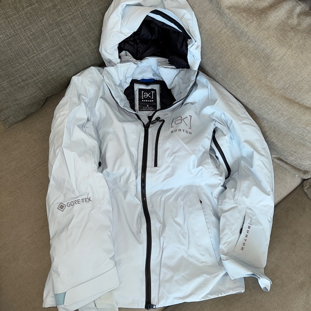 Burton Ballad Blue sky blue Women ak Flare GORE-TEX 2L Down Jacket small